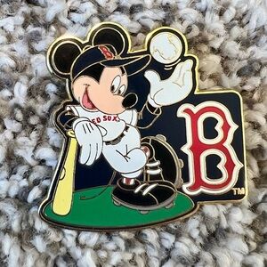 Disney Mickey Mouse Boston Red Sox Major League Baseball Collectible Trading Pin